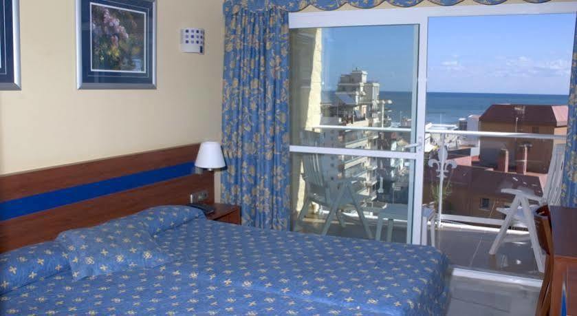 Apartamentos Turisticos Biarritz - Bloque I Gandía Dış mekan fotoğraf